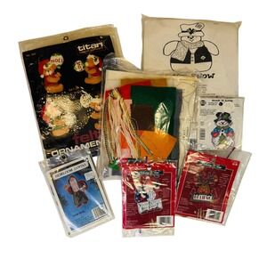 Vintage Needlecraft Christmas Craft Kits Ornaments Stocking Joe Snow Holiday